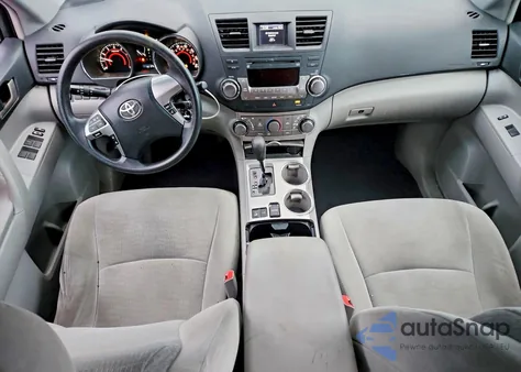 2011 Toyota Highlander Base z USA, uszkodzony, nr VIN 5TDBK3EH7BS077659